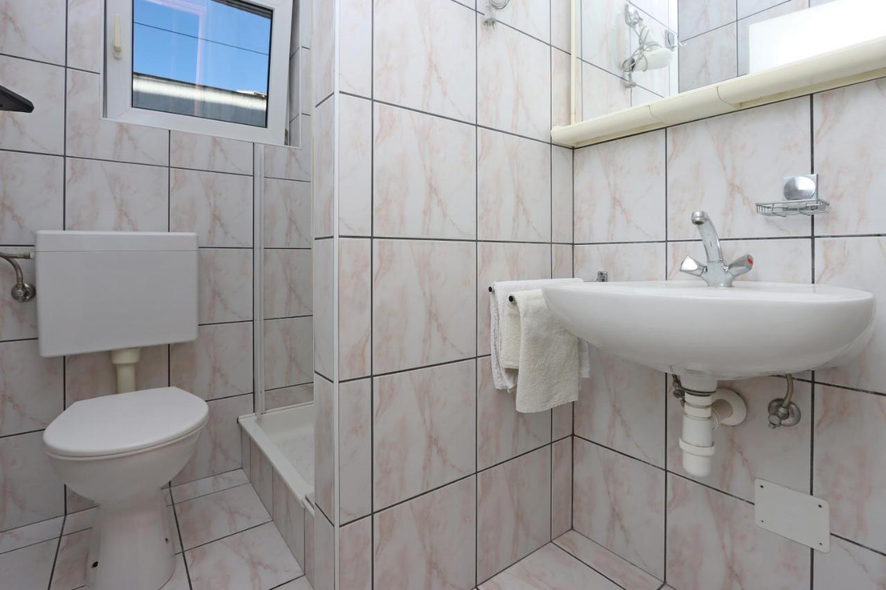 Apartments With A Parking Space Crikvenica - 12592 Bagian luar foto