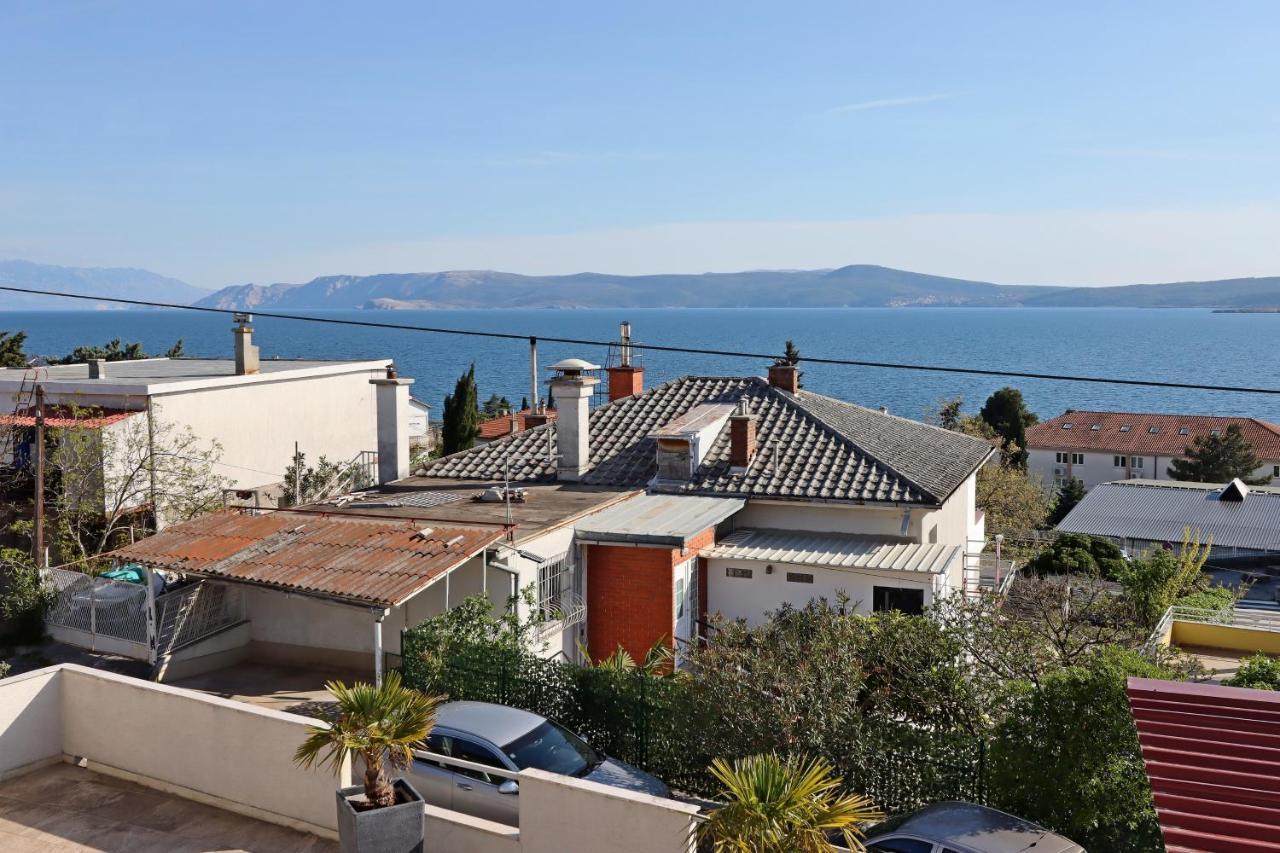 Apartments With A Parking Space Crikvenica - 12592 Bagian luar foto